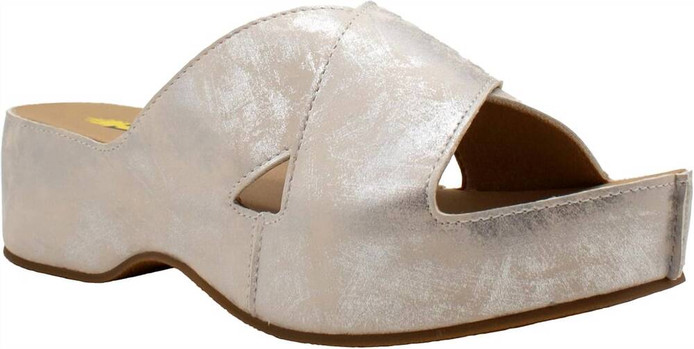 NEW VOLATILE women's edith sandals in silver